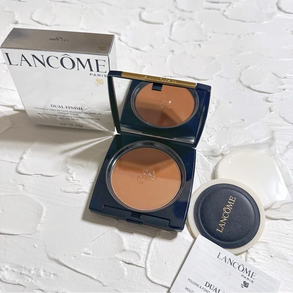 Lancôme Dual Finish Multi-Tasking Powder Foundation In 470 Suede (C) NEW